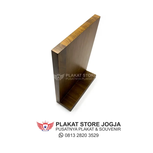 Plakat Kayu Kombinasi Kuningan SIG Jateng